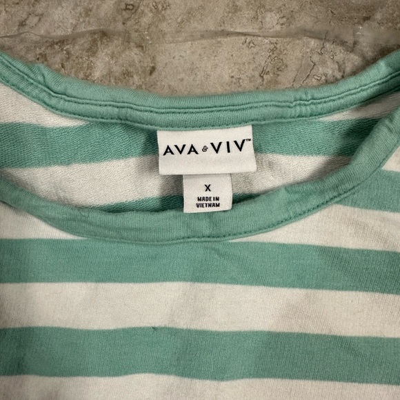 AVA & VIV Women’s oversized short sleeve shirt |Size: Large | Color | teal/white - Picture 3 of 3